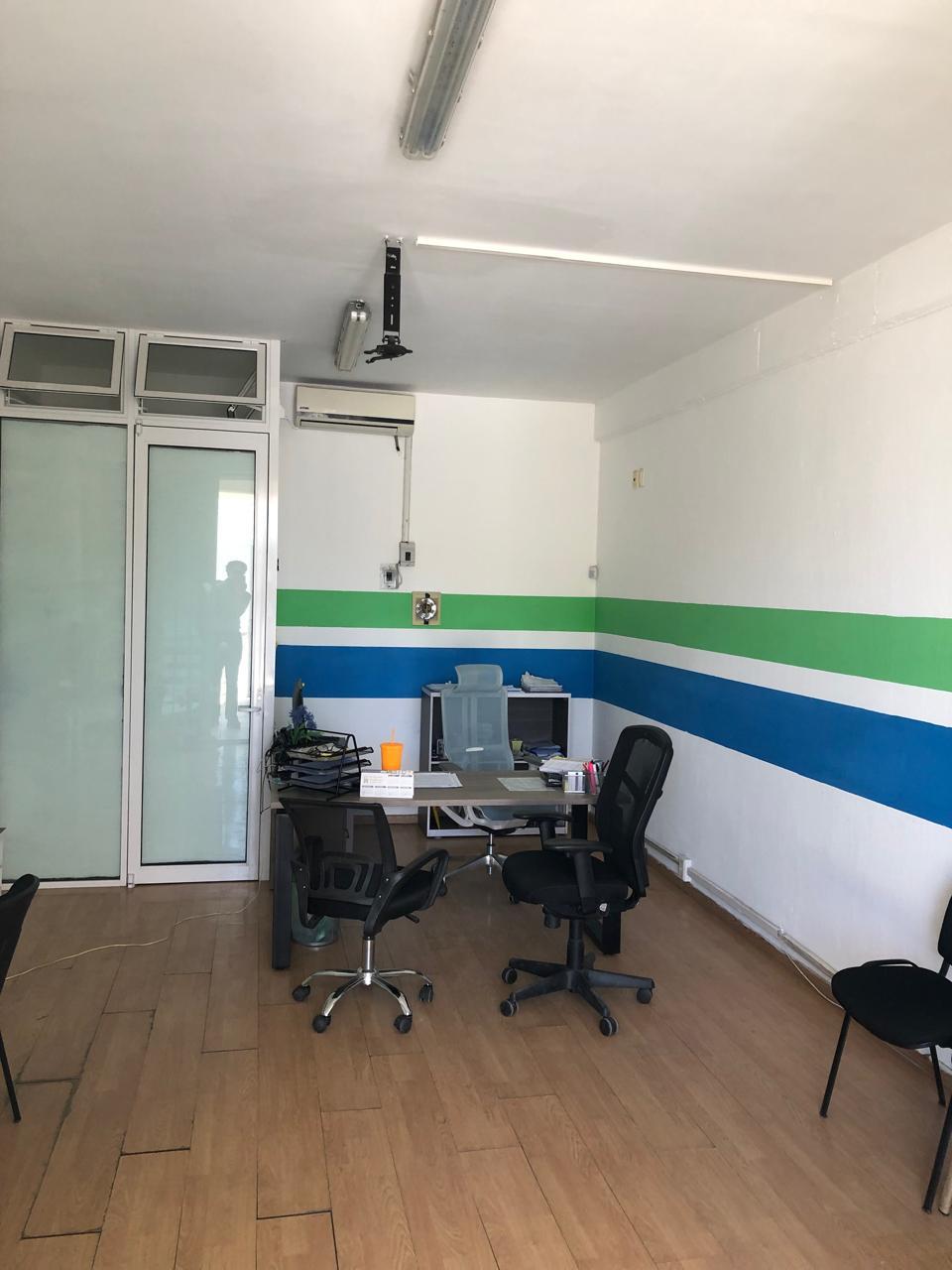 ¡Se Renta Local Comercial Cerca del CODE!
